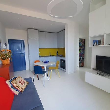 Viareggio Suite A 50 Metri Dal Mare Екстериор снимка